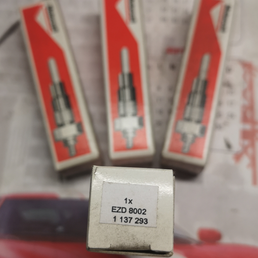 Bougies de préchauffage Motorcraft 1137293 — photo 2
