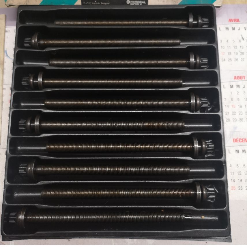HBS055 Kit boulons de culasse — photo 2