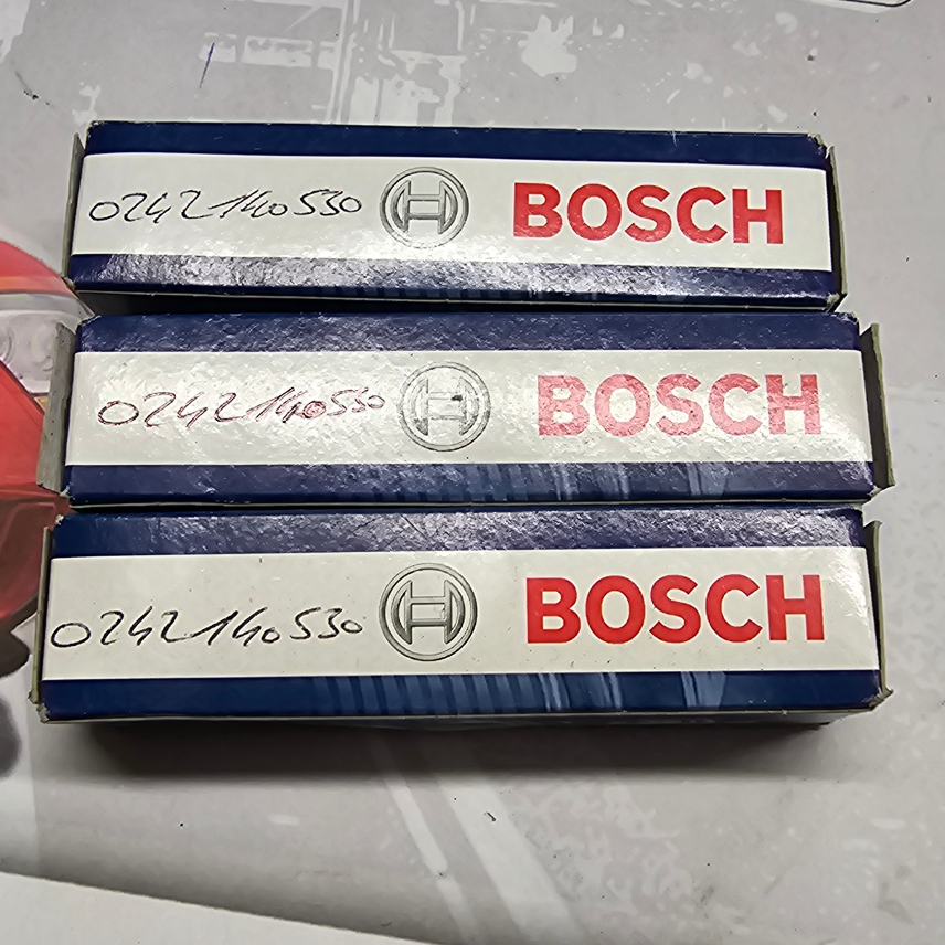 0242140530 bougie d’allumage Bosch