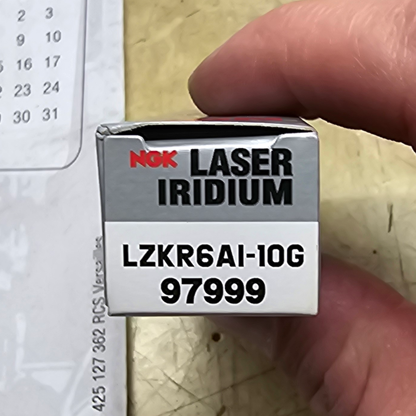 LZKR6AI10G Bougie d’allumage NGK — photo 2