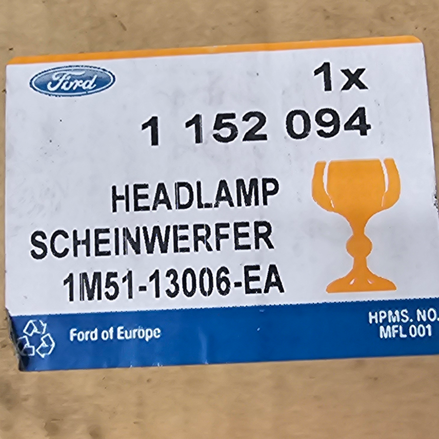 1152094 Optique avant gauche Ford Focus — photo 4