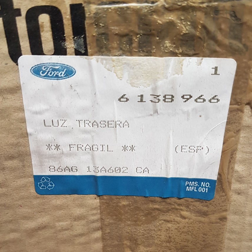 Feu arrière droit Ford Orion 6138966 — photo 3