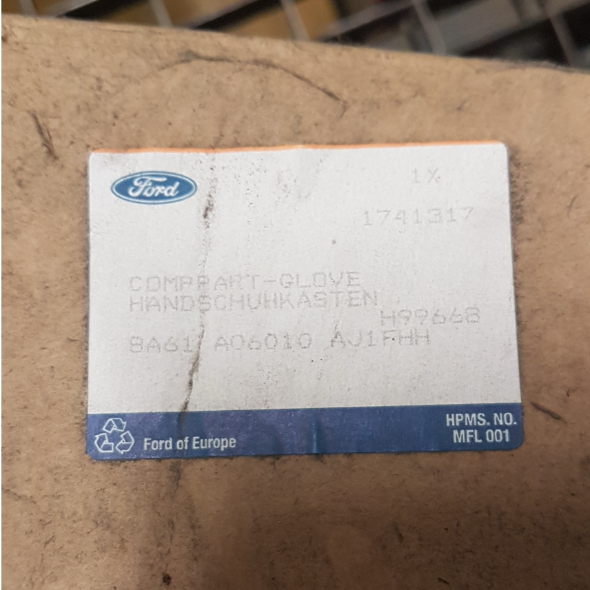 Boîte à gants Ford 1741317 — photo 2