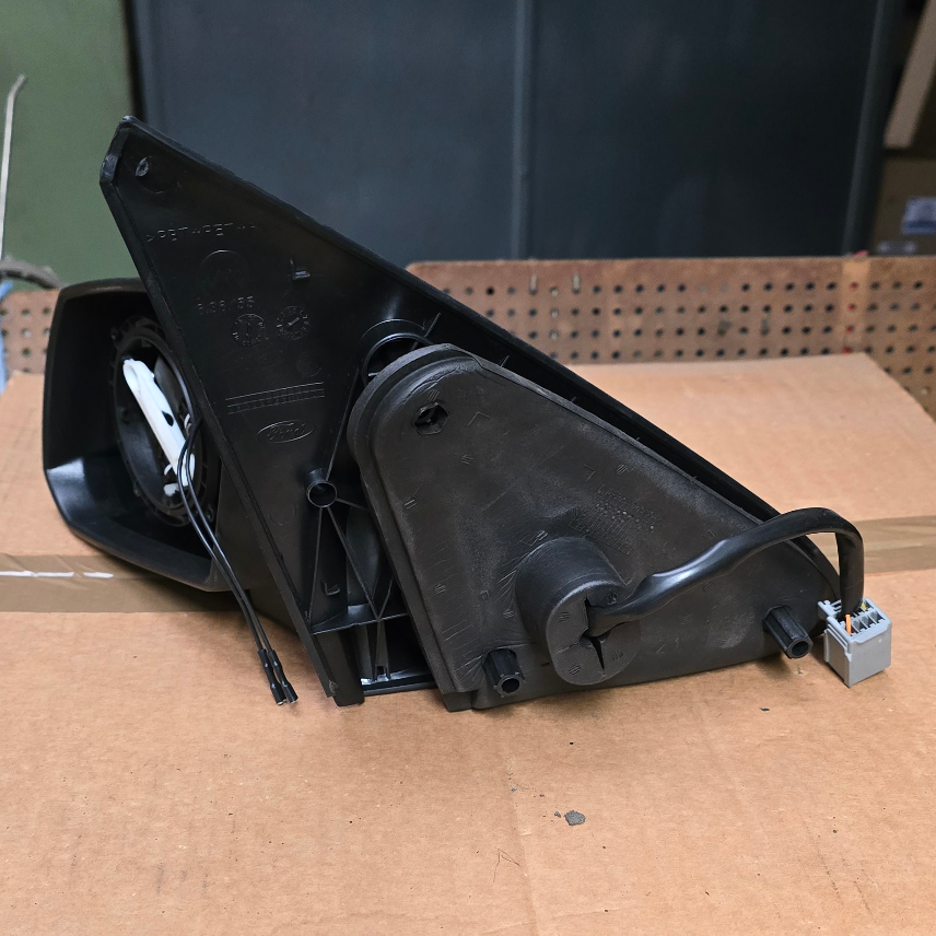 1255194 rétro gauche Ford Mondeo 3 — photo 3