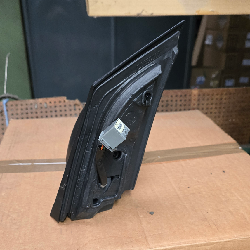 1439069 Rétro droit Ford Focus — photo 4