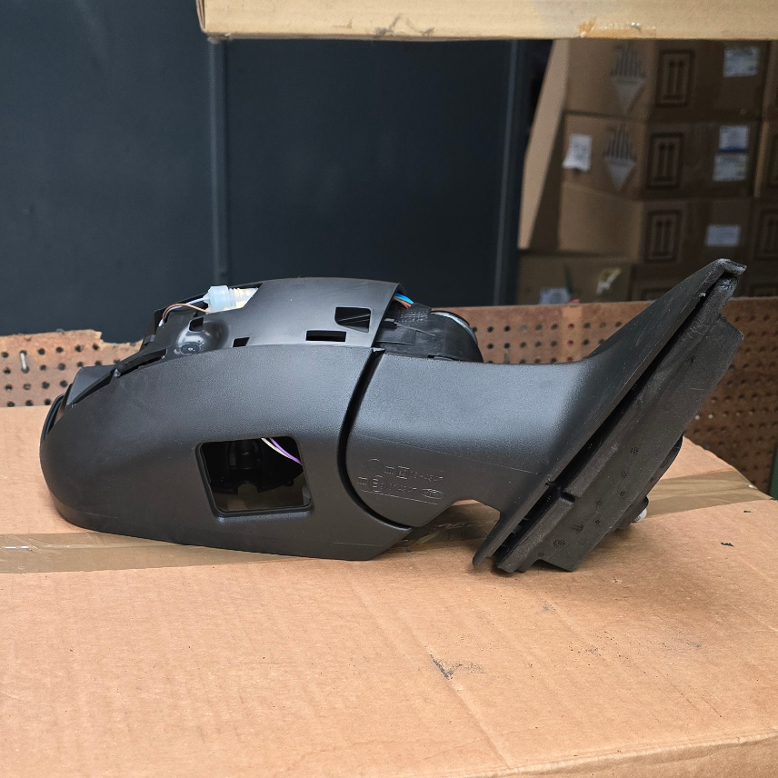 1777061 Rétro droit Ford S Max 1 — photo 4
