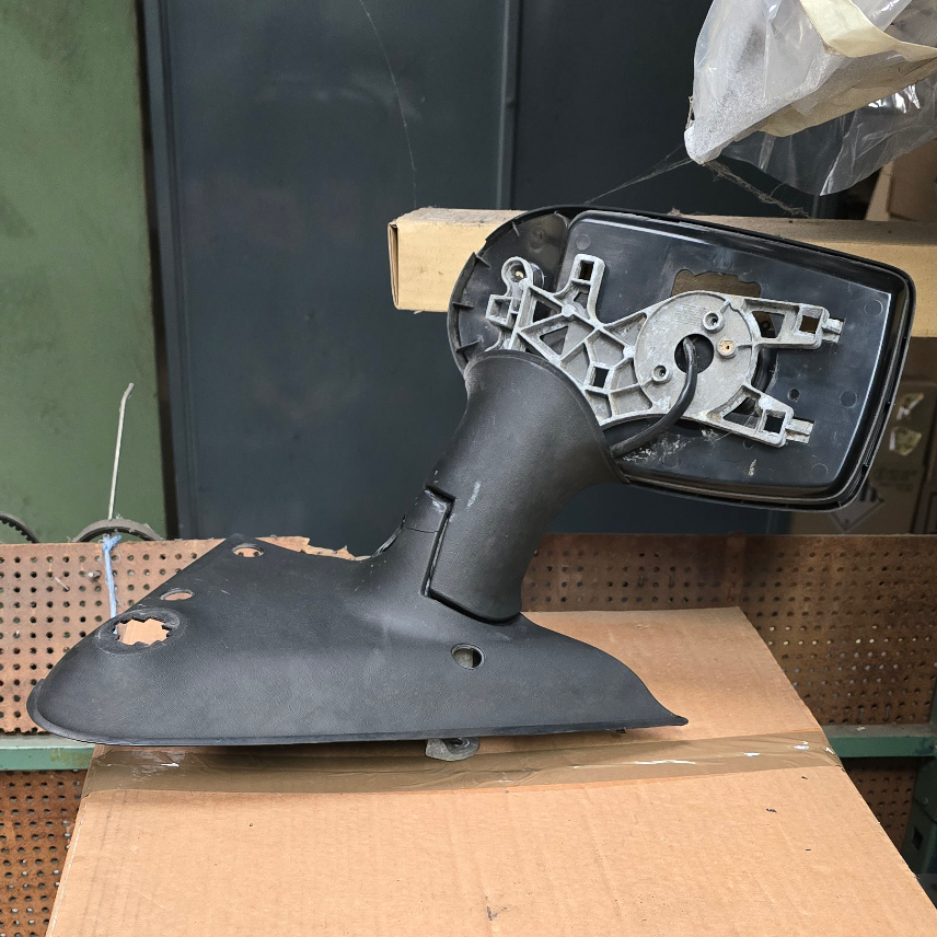 Miroir gauche Ford Transit