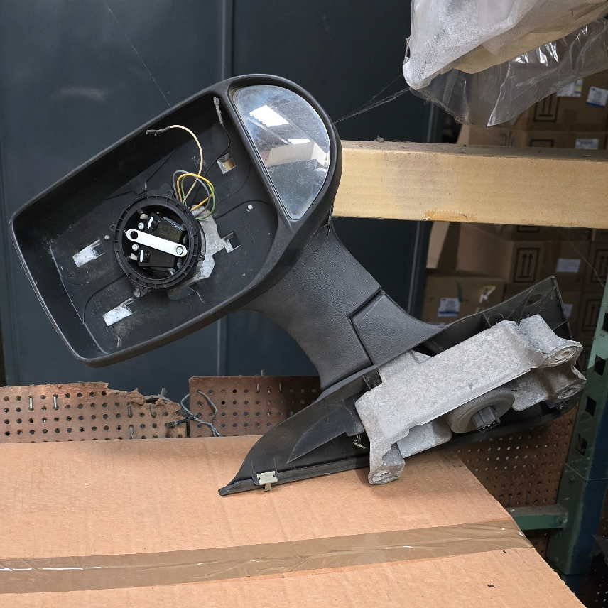 Miroir gauche Ford Transit — photo 3