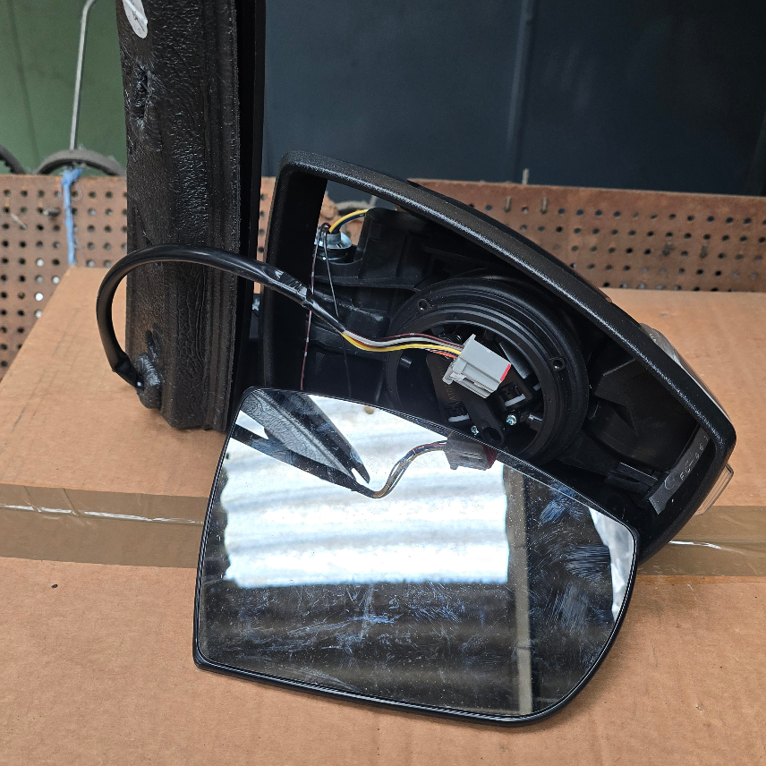 1945470, 1719464 Retro droit Ford CMax 2 Spilu — photo 5