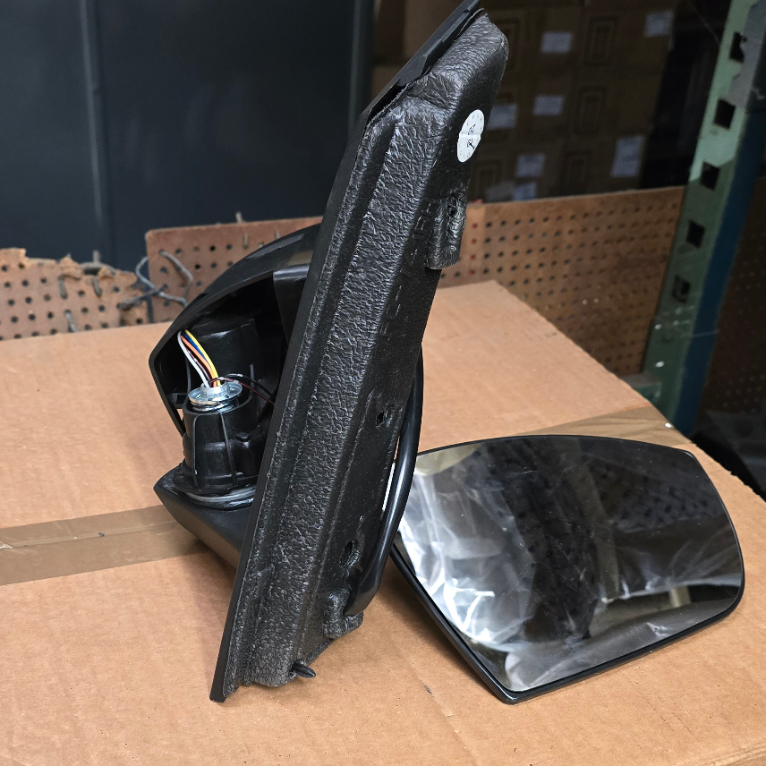 1945470, 1719464 Retro droit Ford CMax 2 Spilu — photo 8