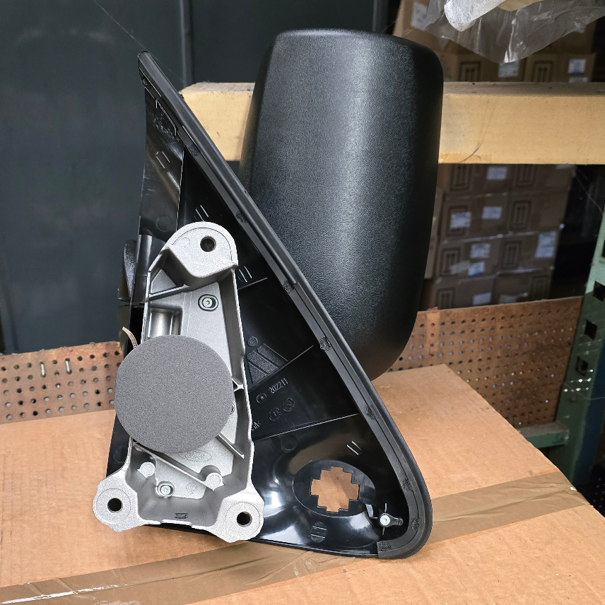 1821780 Rétro gauche court Ford Transit — photo 2