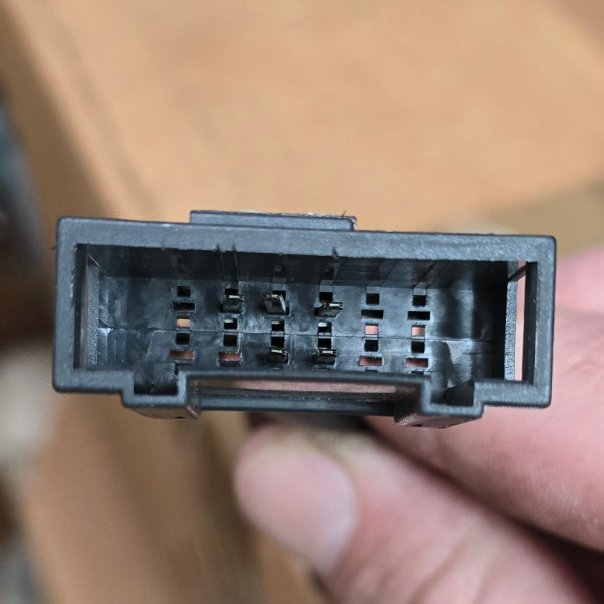1066868 Rétro droit Ford Galaxy 1 — photo 2