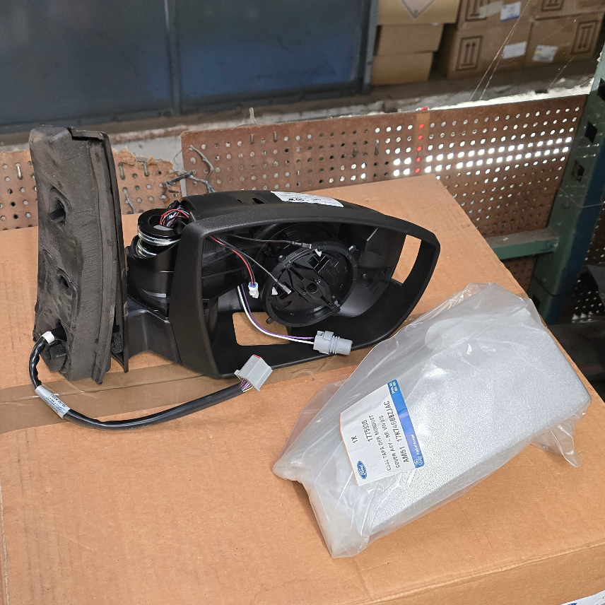 1831343 kit Rétroviseur droit Ford Cmax