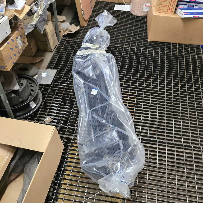 2102683 Ford Connect Renfort de pare-chocs