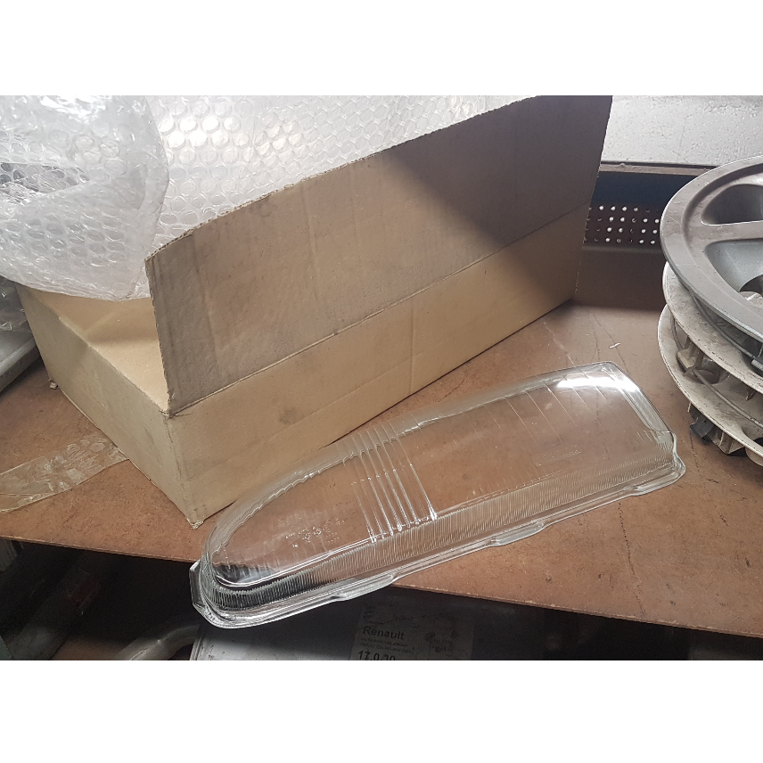 6693795 Verre de Phare Avant Gauche Ford Mondeo