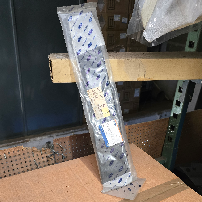 1360965 Ford Transit & Tourneo Connect baguette