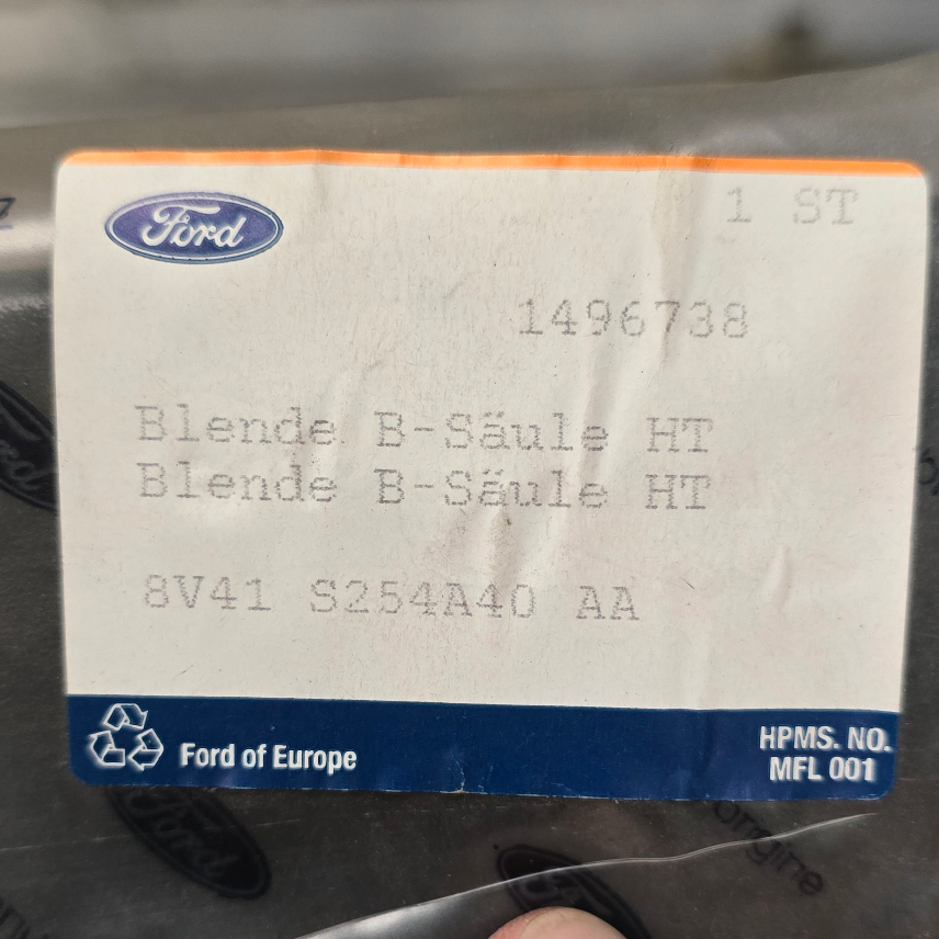 1496738 Ford Kuga Moulure — photo 2