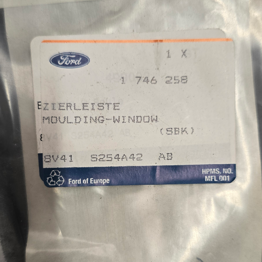 1746258 Ford Kuga Barre de cadre de fenêtre — photo 2