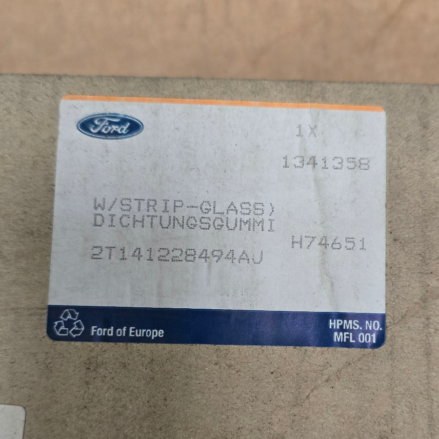 1341358 Ford Transit Connect Joint d’étanchéité — photo 3
