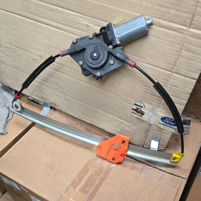 1049968 Ford Fiesta MK3 lève vitre électrique