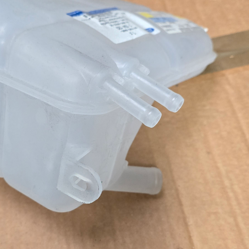 1104120 Ford mk1 Vase d’expansion — photo 2