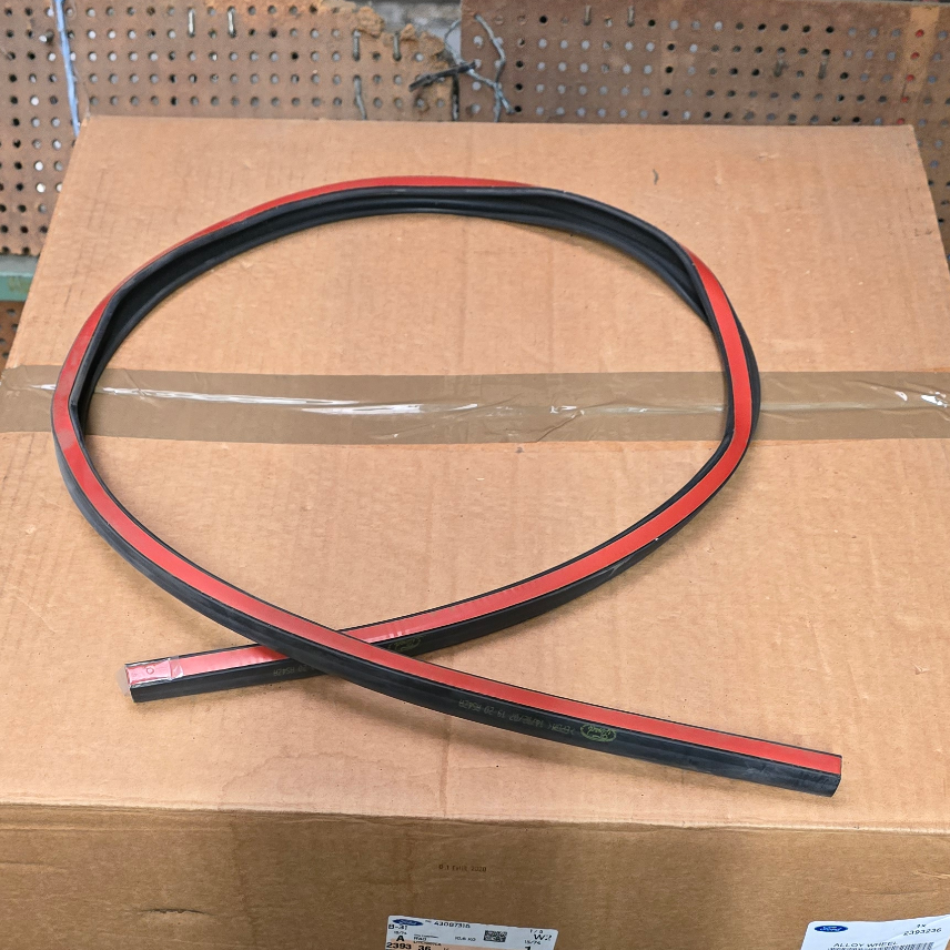 1417457 Ford Tourneo Connect Joint de bas de porte