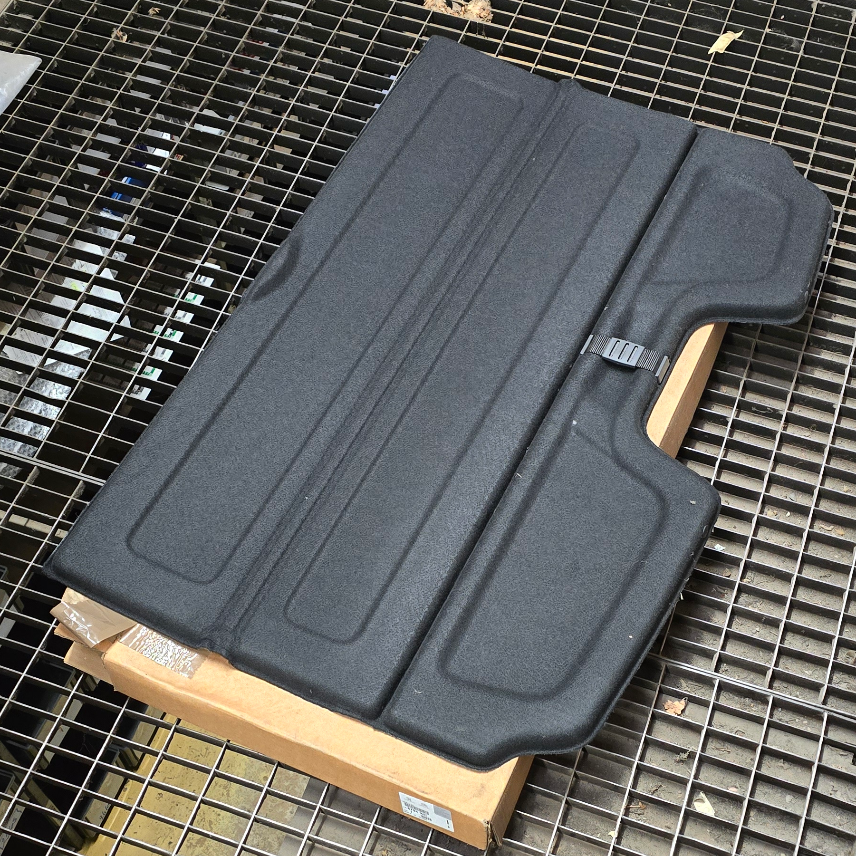 8794wc Peugeot 207 SW garniture de coffre — photo 2