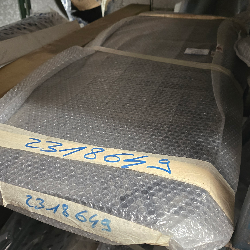 2318649 Ford Focus Trappe cuvette de Roue de secours