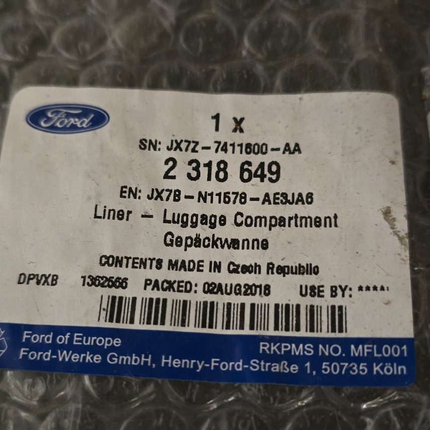 2318649 Ford Focus Trappe cuvette de Roue de secours — photo 2