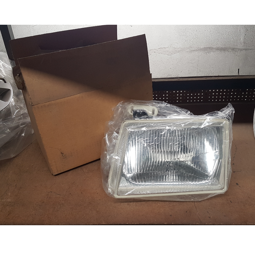6104742 phare avant gauche pour Ford Escort III