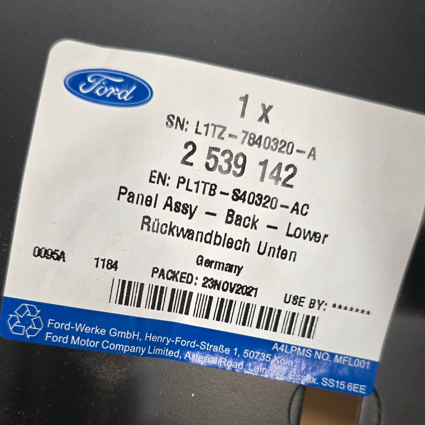 2539142 Ford Puma Panneau arrière inférieur — photo 3
