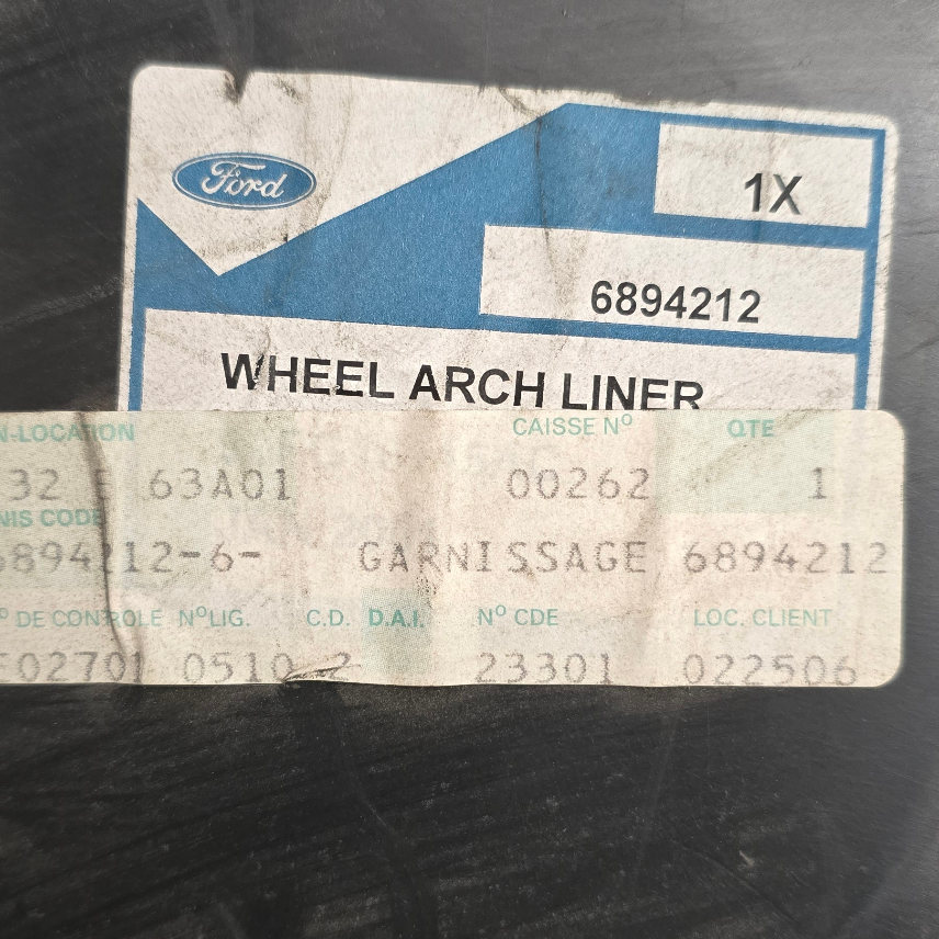 6894212 Ford Fiesta Pareboue aile avant gauche — photo 2