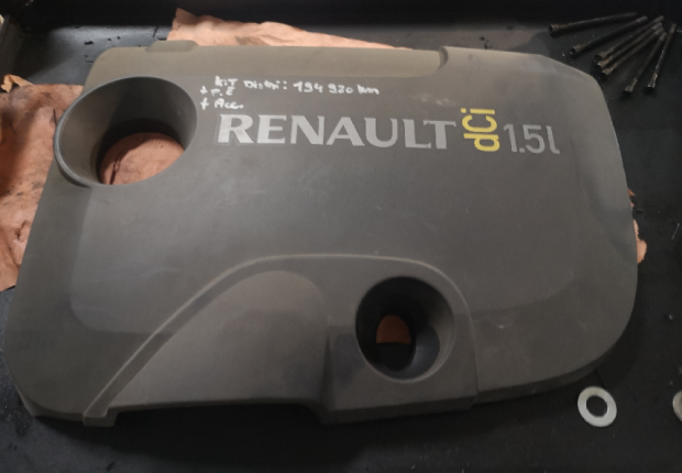 Cache moteur Renault Clio
