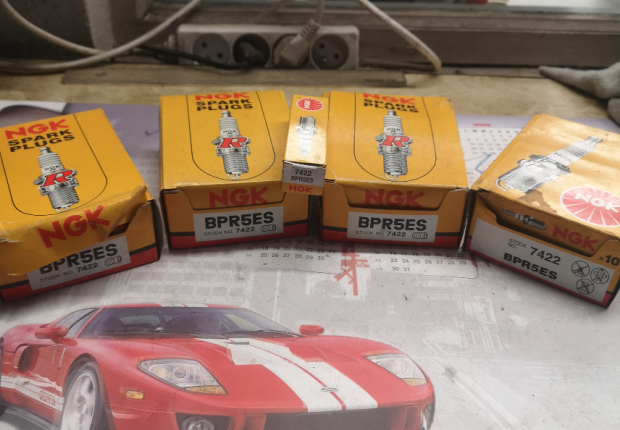 Bougies NGK BPR5ES 7422