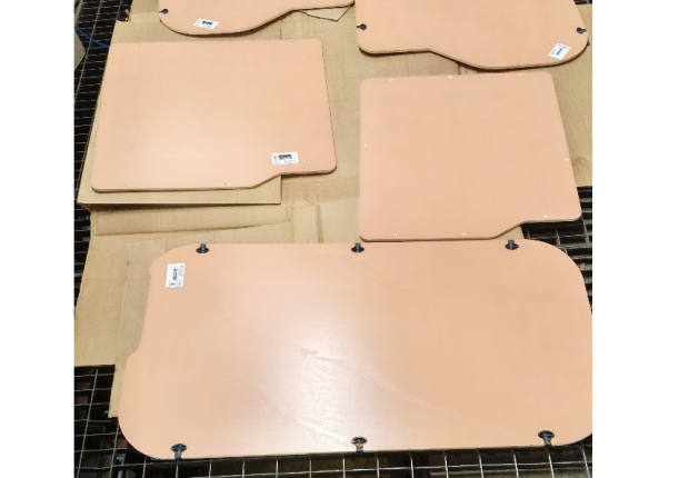 KIT INTERIEUR CONTREPLAQUE PORTES ARRIERE TRANSIT CUSTOM HAUT  ET BAS GAUCHE ET DROITE + LATERALE