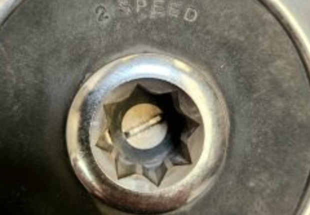 2 WINCHS HARKEN SELF TALLING  46 EN 2 VITESSES 