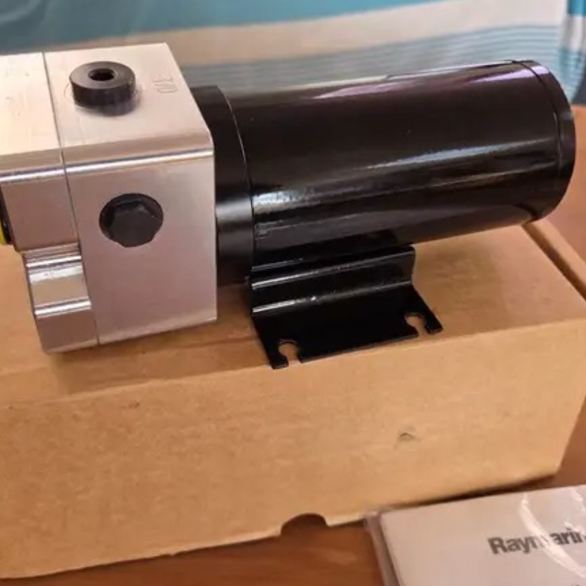 POMPE HYDRAULIQUE RAYMARINE TYPE1 12V
